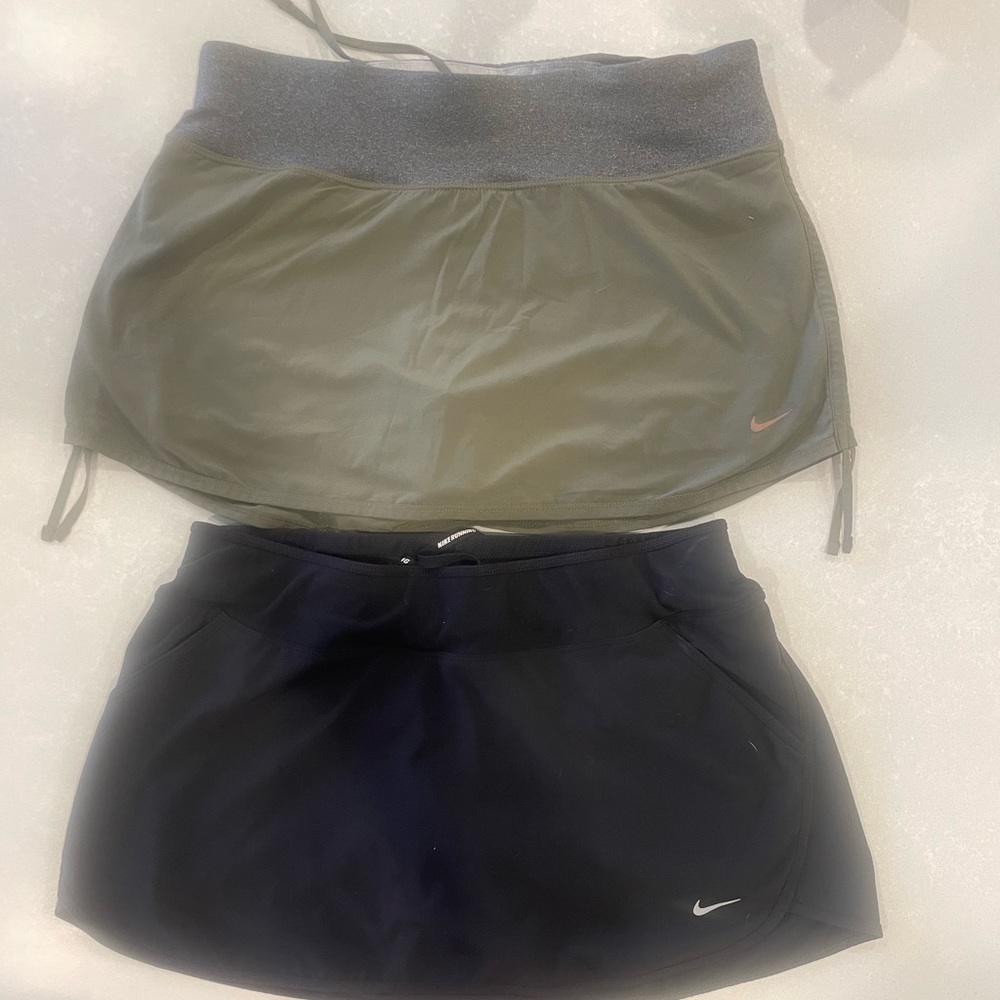 Bundle of 2 Nike running skorts EUC.